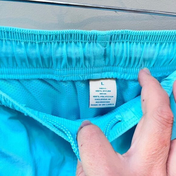 NEW Caribbean Men's Swim Trunks- Size L - Picture 2 of 4